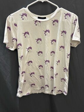 Forever 21 White T-Shirt with Black Neck Label